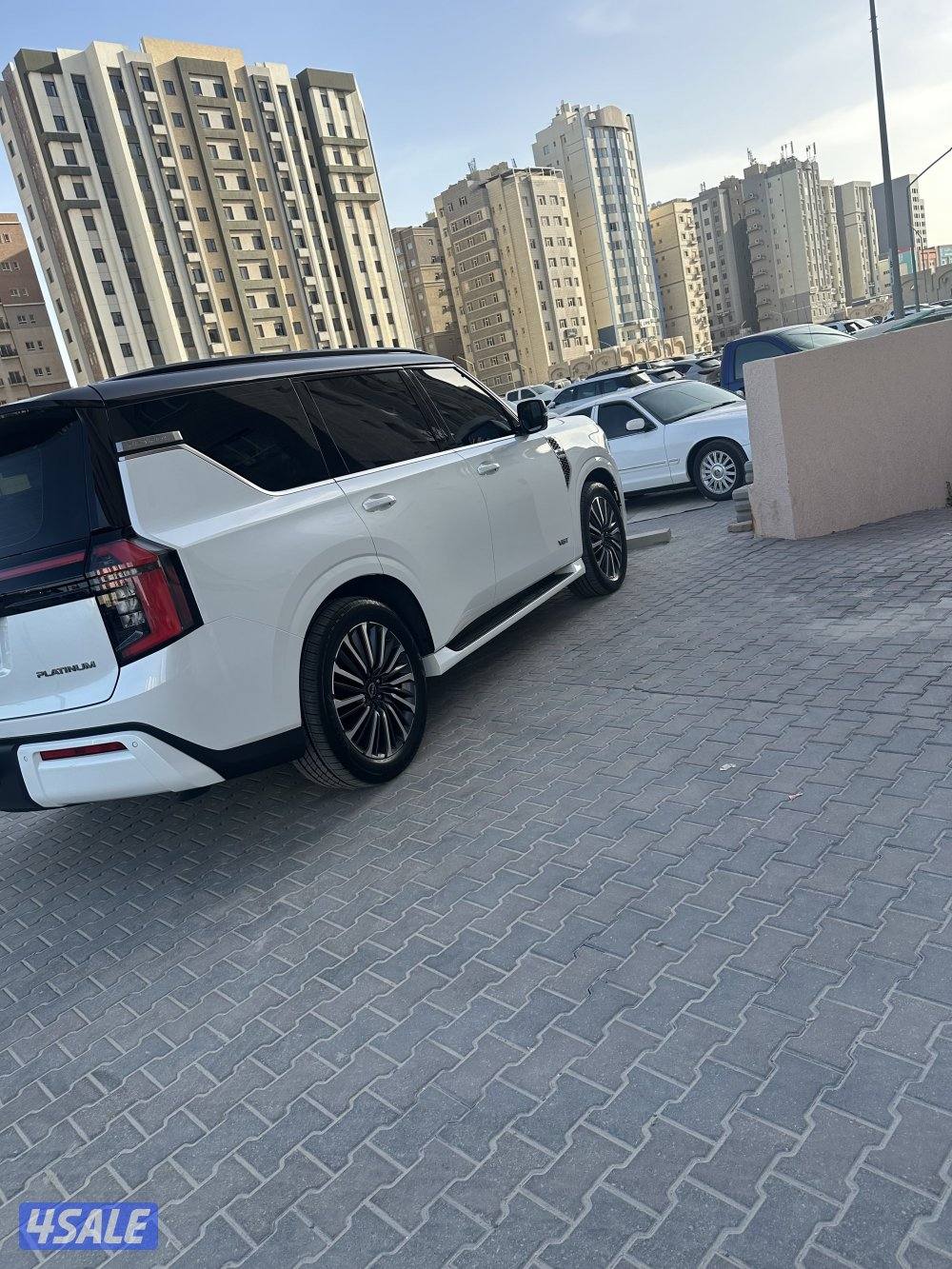 اللبيع باترول اعلى فيه رنق ٢٢ تون تيربو شبه اصفار سقف اسود3