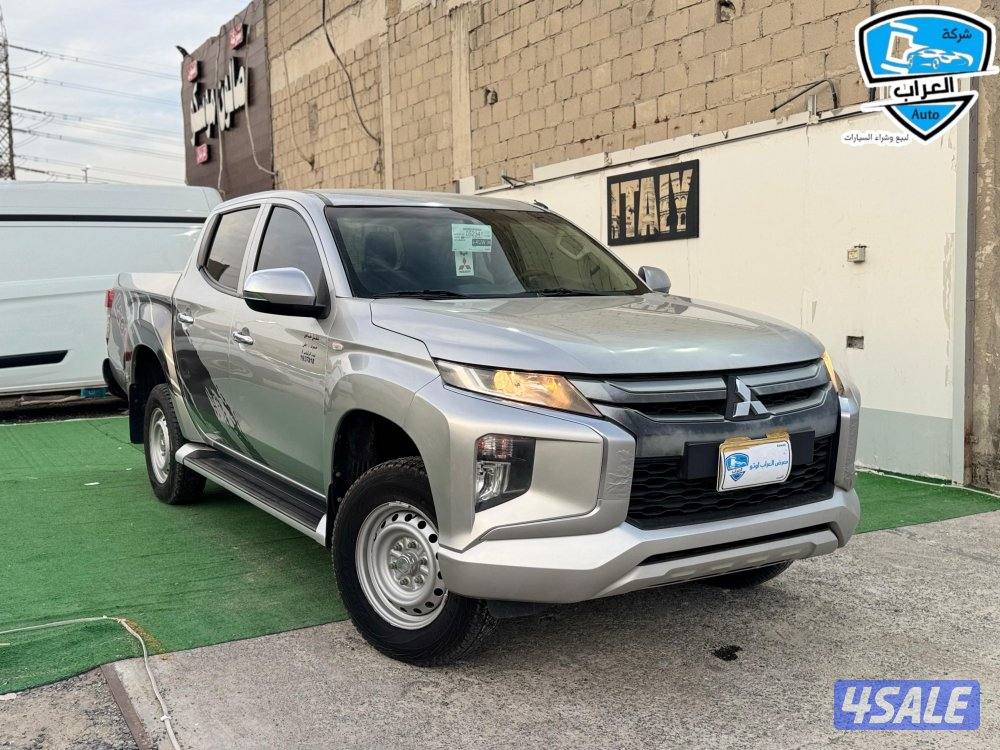 وانيت ميتسوبيشي1