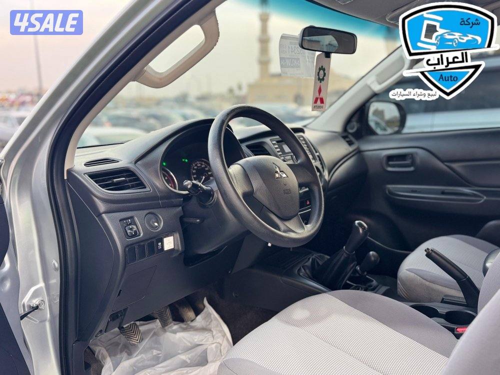 وانيت ميتسوبيشي3