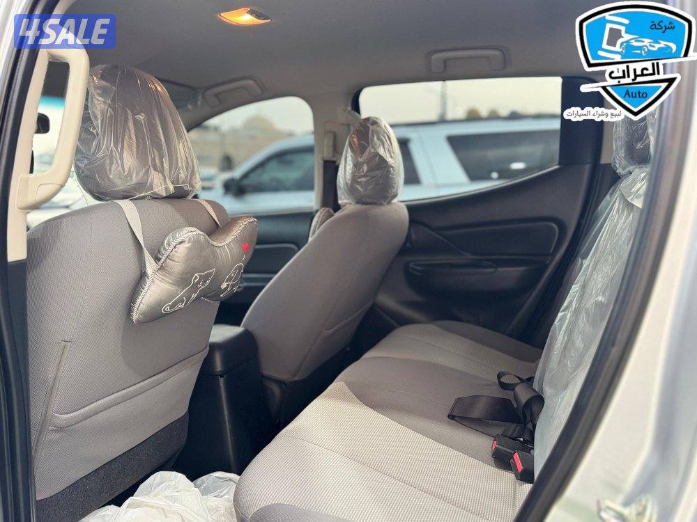 وانيت ميتسوبيشي4