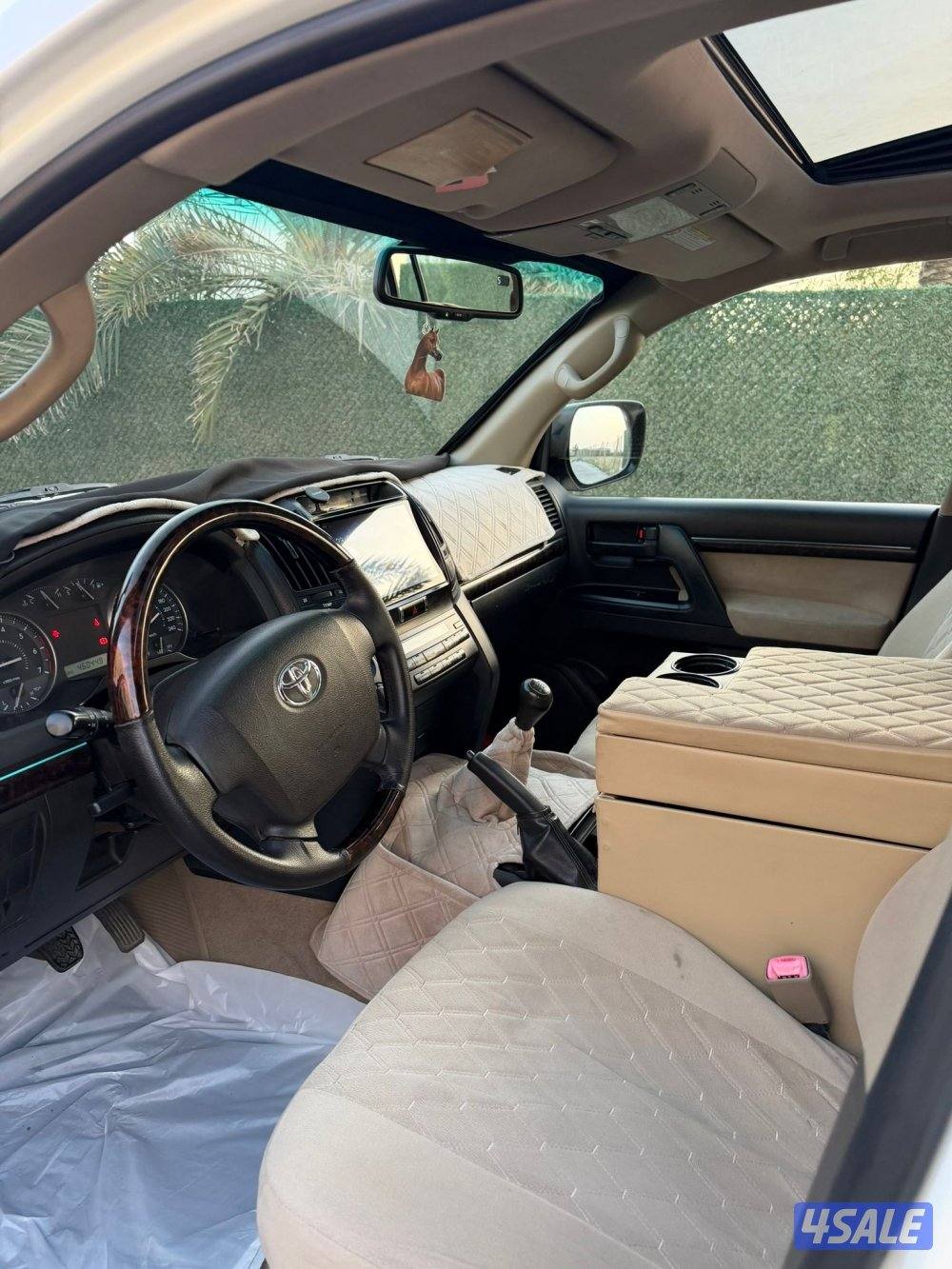 للبيع لاند كروز GXR قير عادي أساس دبل 20102