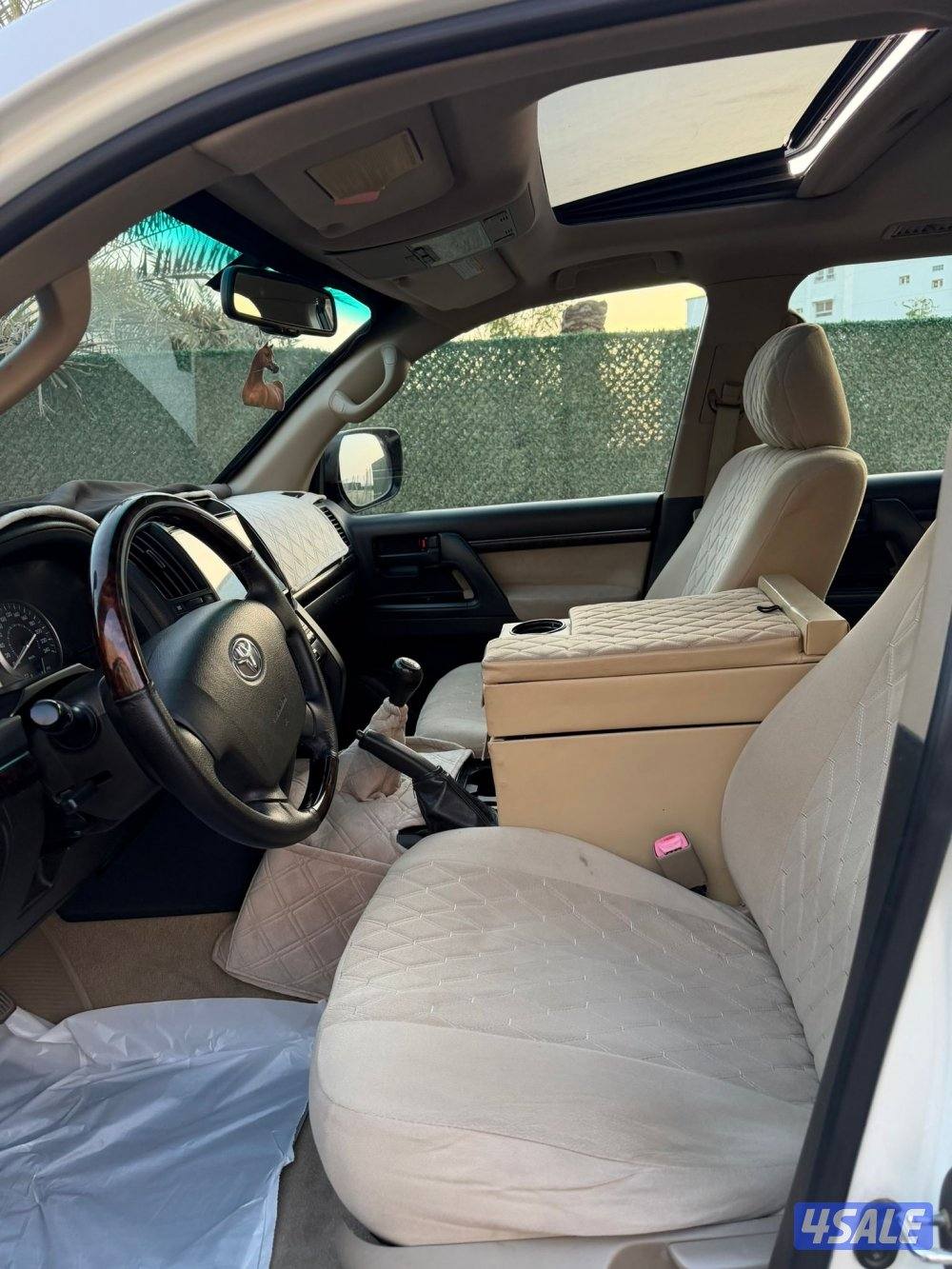 للبيع لاند كروز GXR قير عادي أساس دبل 20103