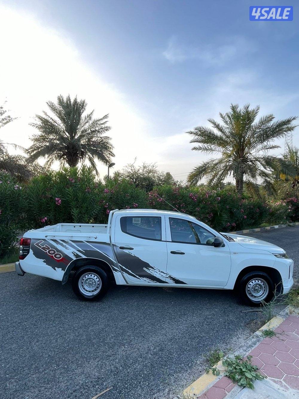 للبيع وانيت ميتسوبيشي 2022 الممشى 1505