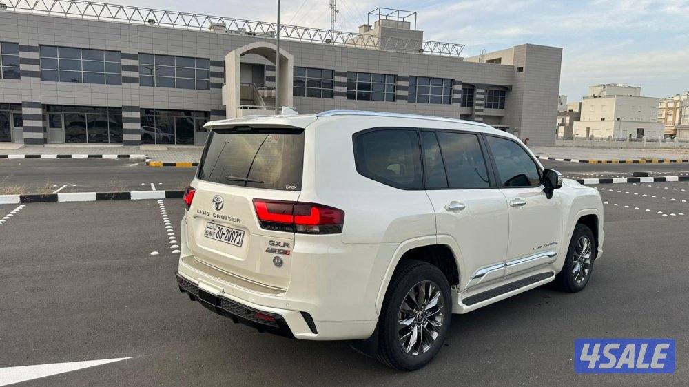 لاند كروزر1