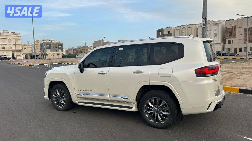 لاند كروزر7