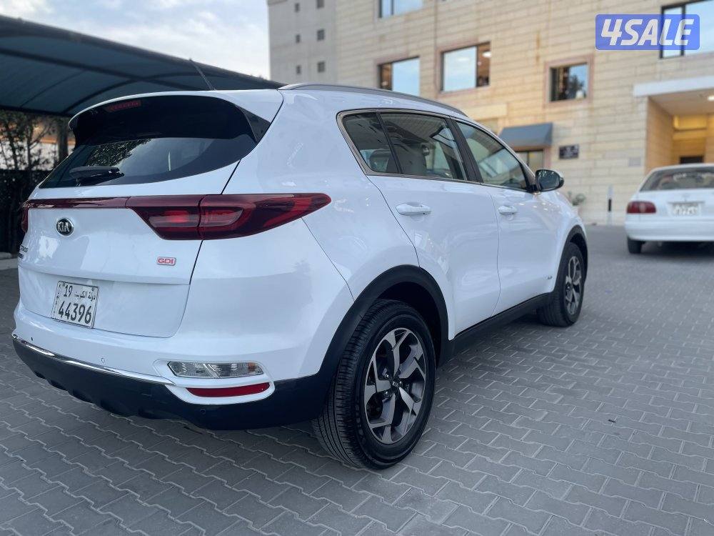كيا سبورتاج 2021 صبغ الوكاله ما عدا قطعه3