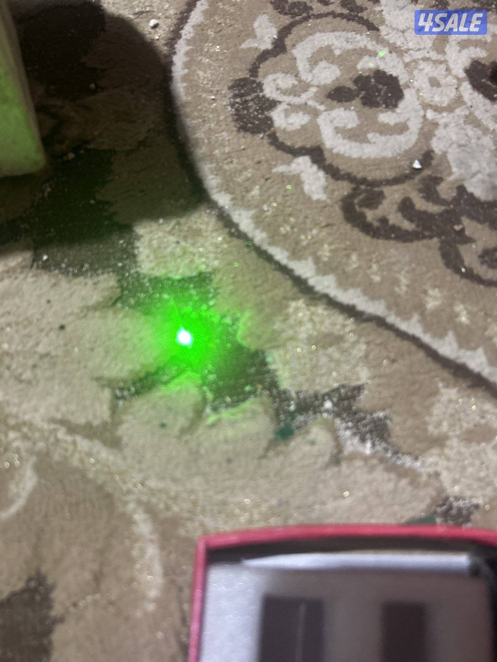 ‏ليزر كبير وطويل بطارية حيل كبيرة1