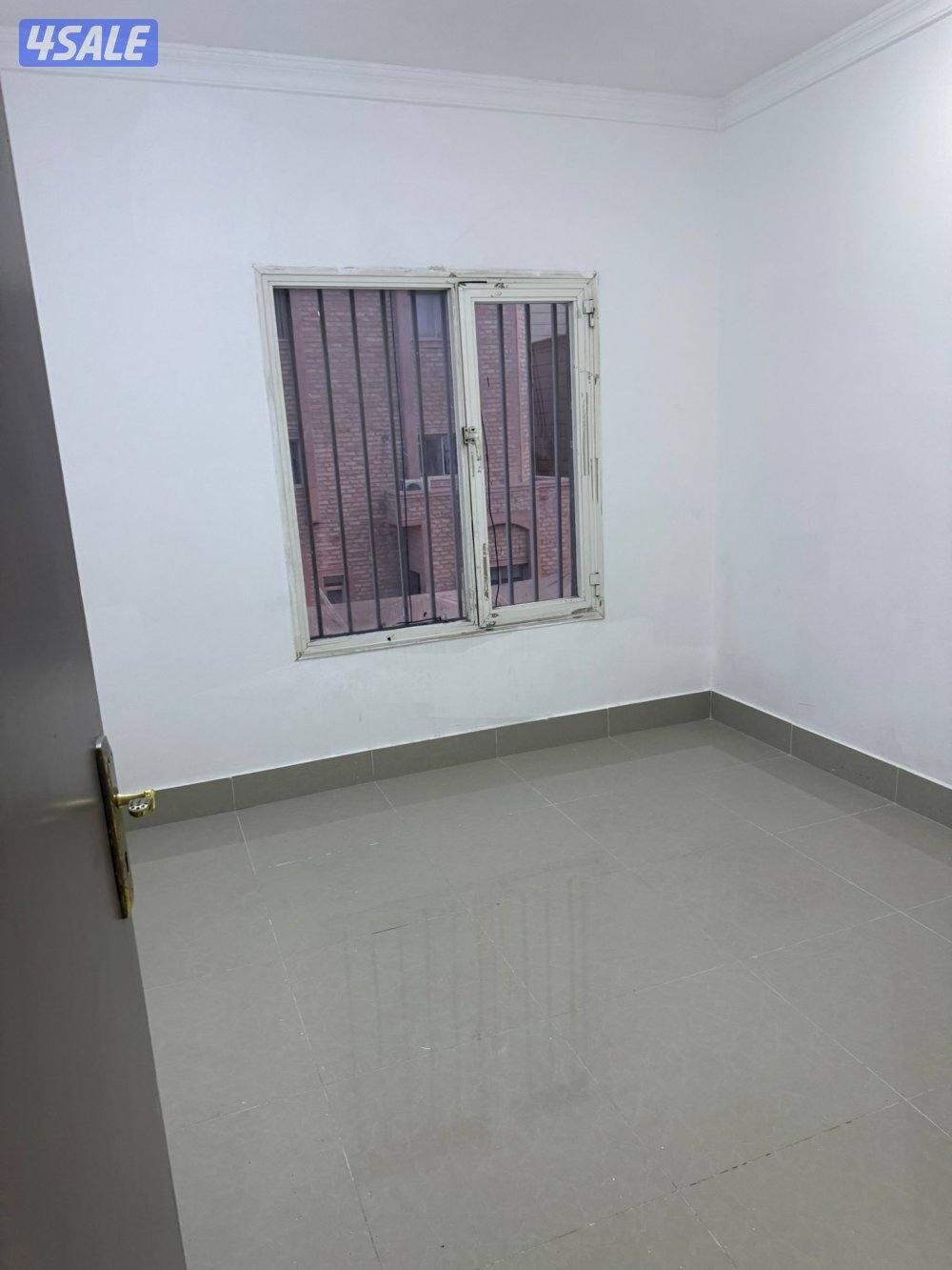 للايجار شقة بالعقيلة قطعة 3 شارع 331خلف فرع الجمعية والمسجد3