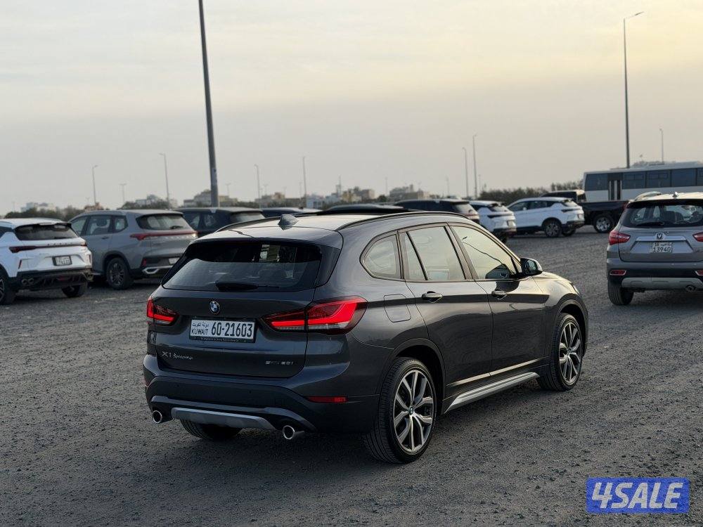 جيب بي ام 2021 نوع X1 فل اوبشن بحالة المصنع0