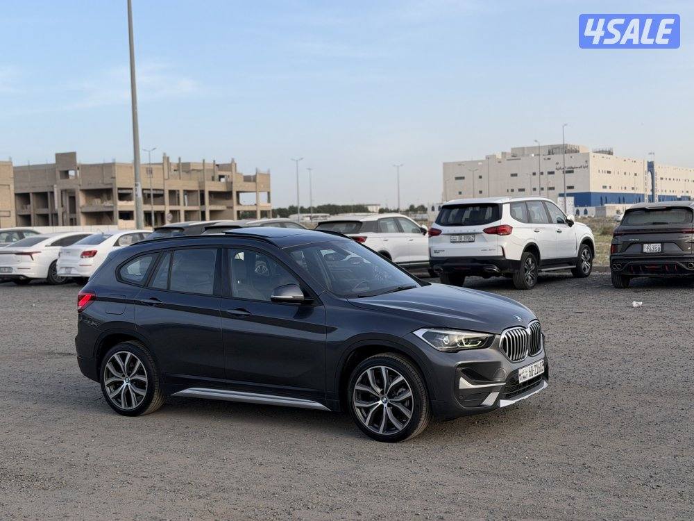 جيب بي ام 2021 نوع X1 فل اوبشن بحالة المصنع8