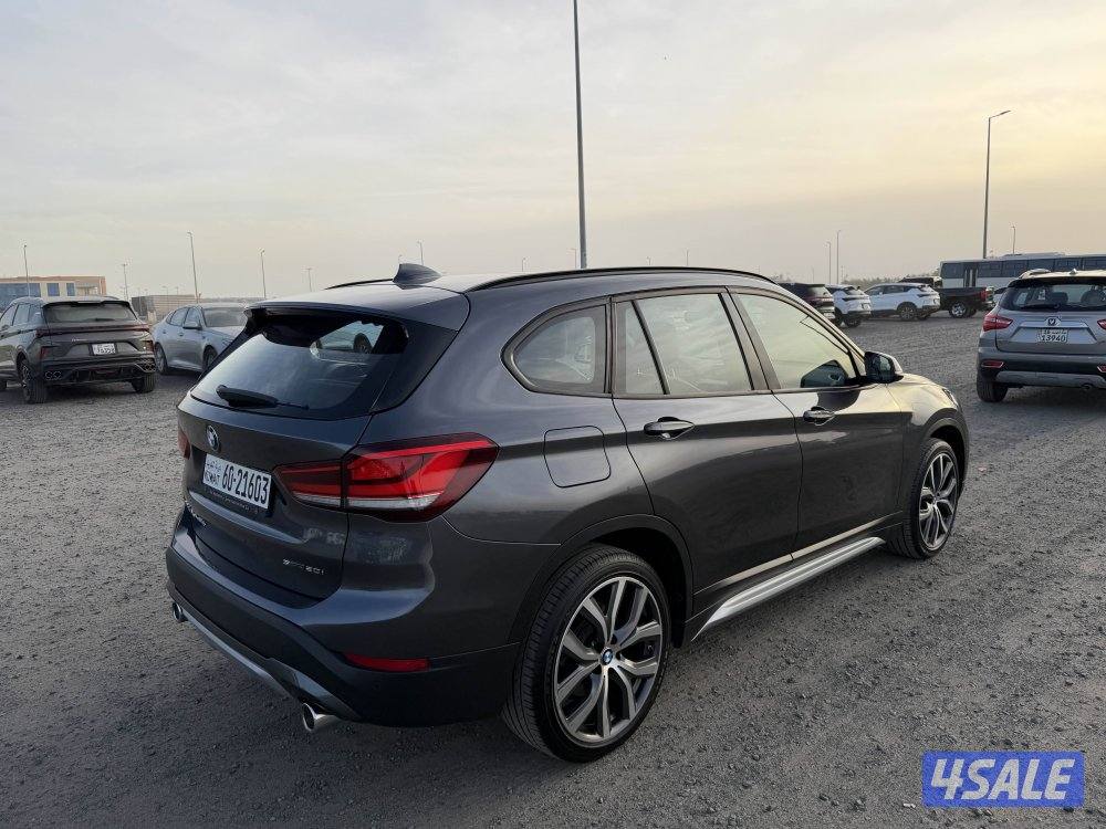 جيب بي ام 2021 نوع X1 فل اوبشن بحالة المصنع13