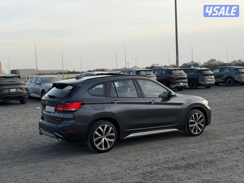 جيب بي ام 2021 نوع X1 فل اوبشن بحالة المصنع15