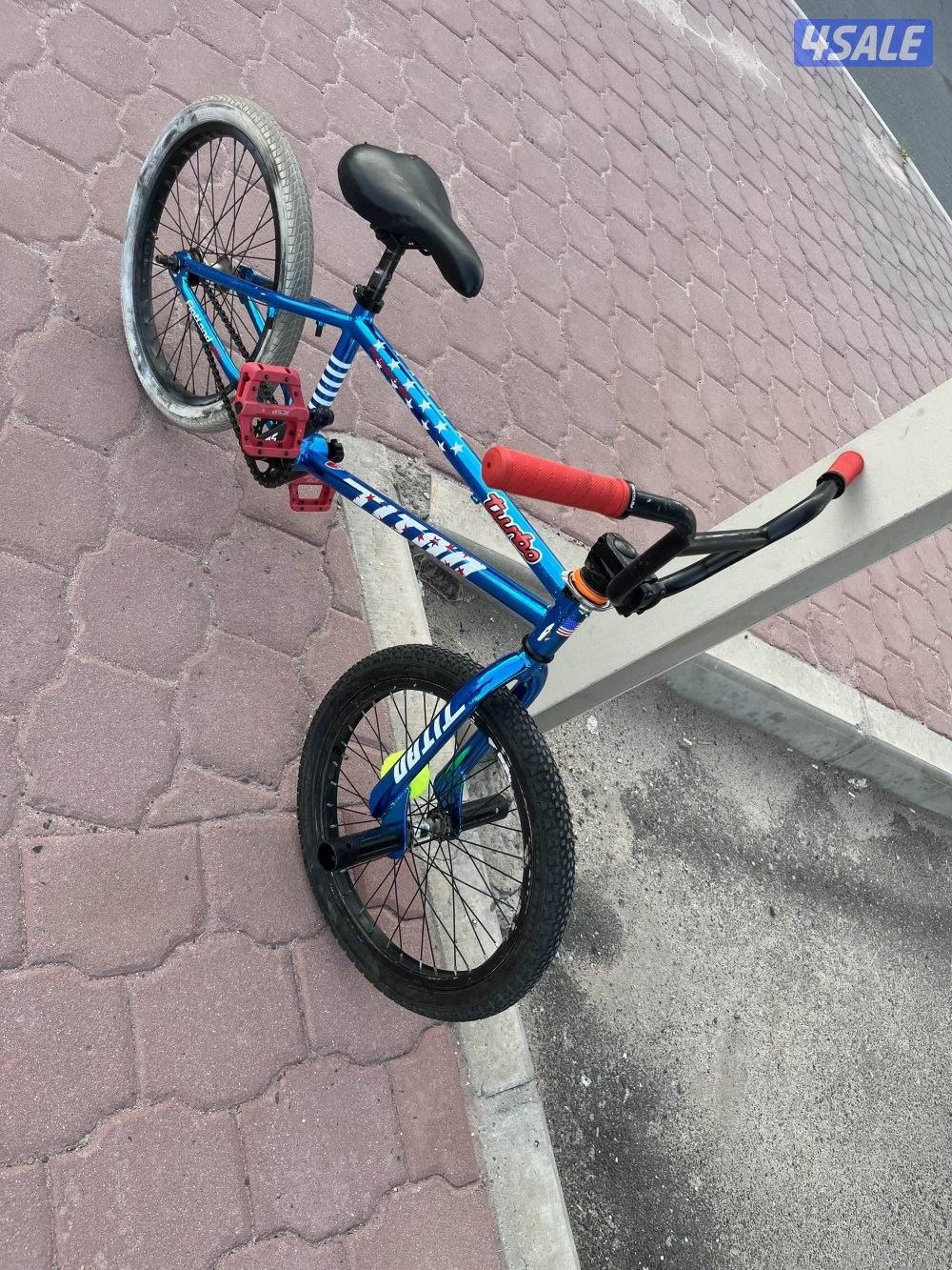 للبيع قاري BMX تم تركيب مسكات ودواسات جدد🟥2