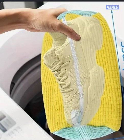 مطلوب معلم شيش.ة وعامل تصليح وغسيل احذية1