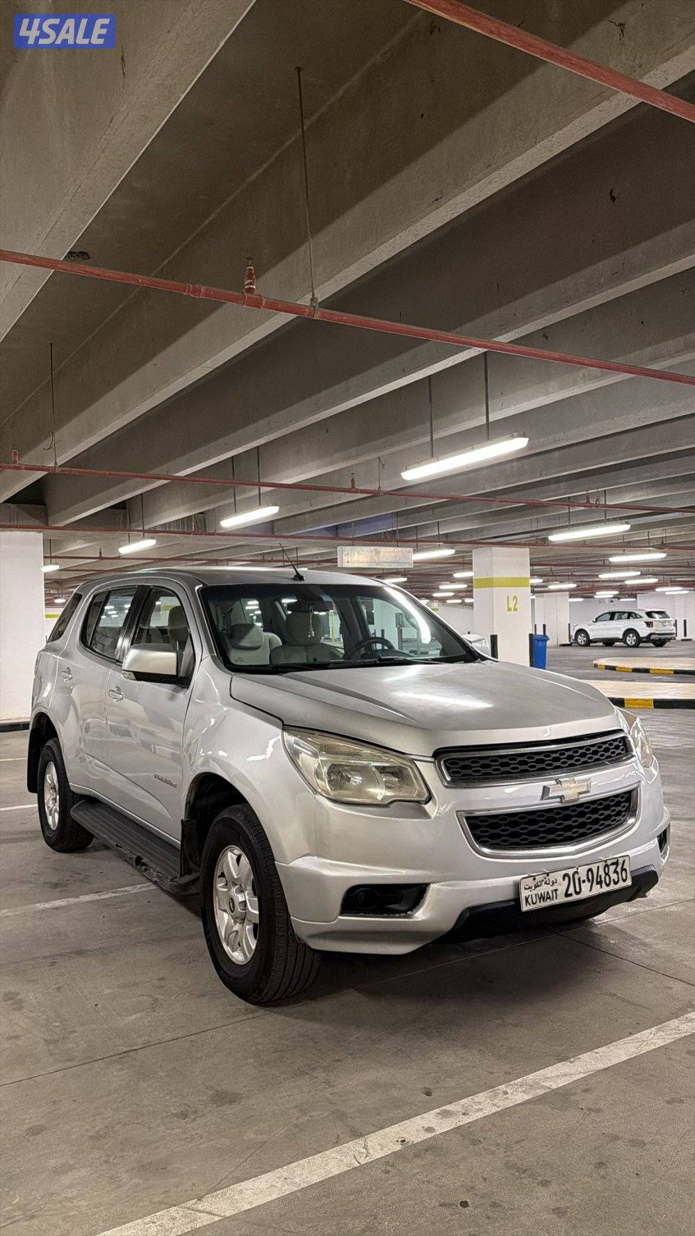 بليزر موديل 2013 عداد الممشى 258 ألف شرط الفحص بالكامل1