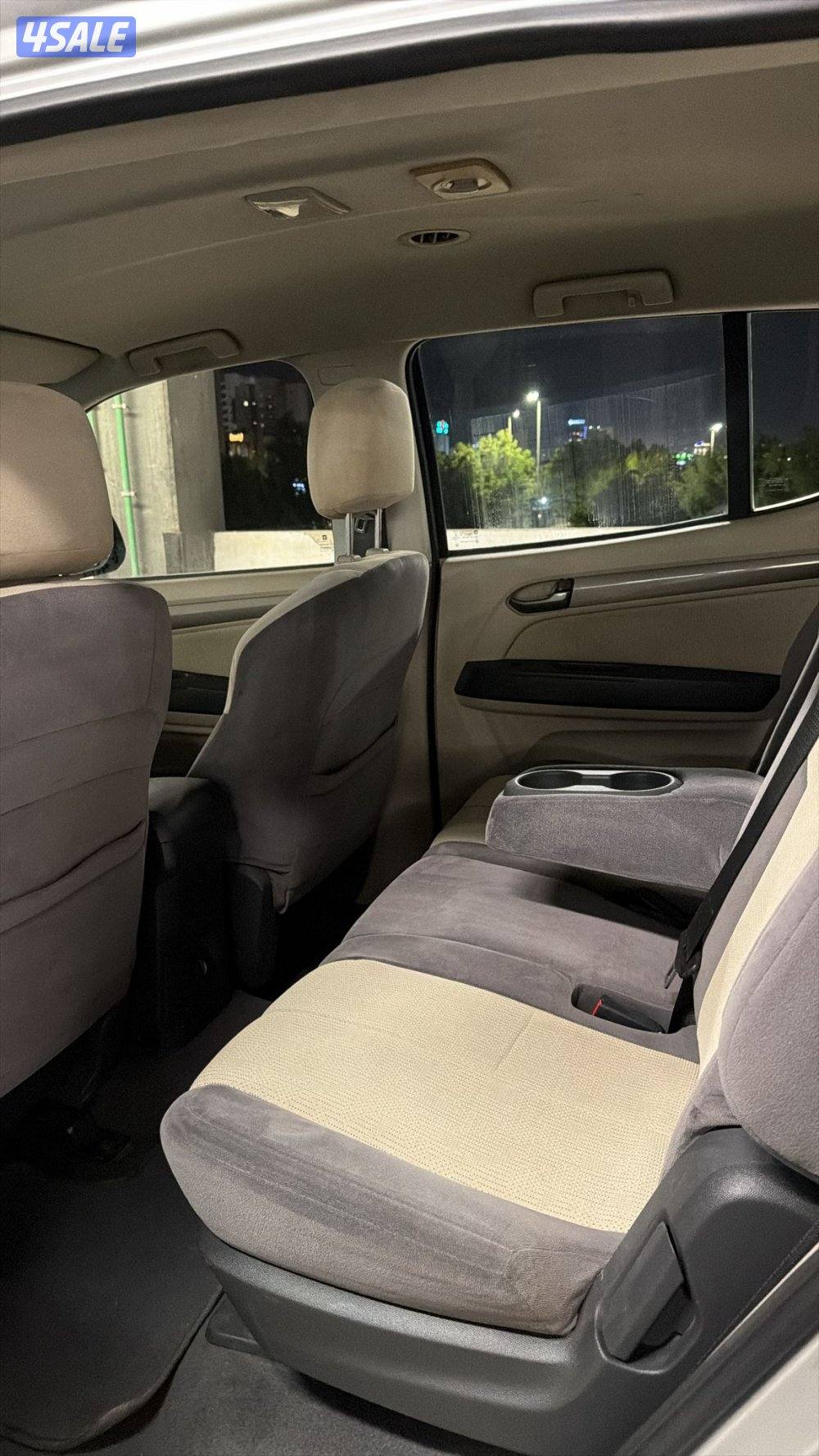 بليزر موديل 2013 عداد الممشى 258 ألف شرط الفحص بالكامل4