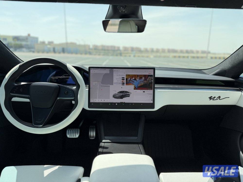 Tesla S plaid Track package10