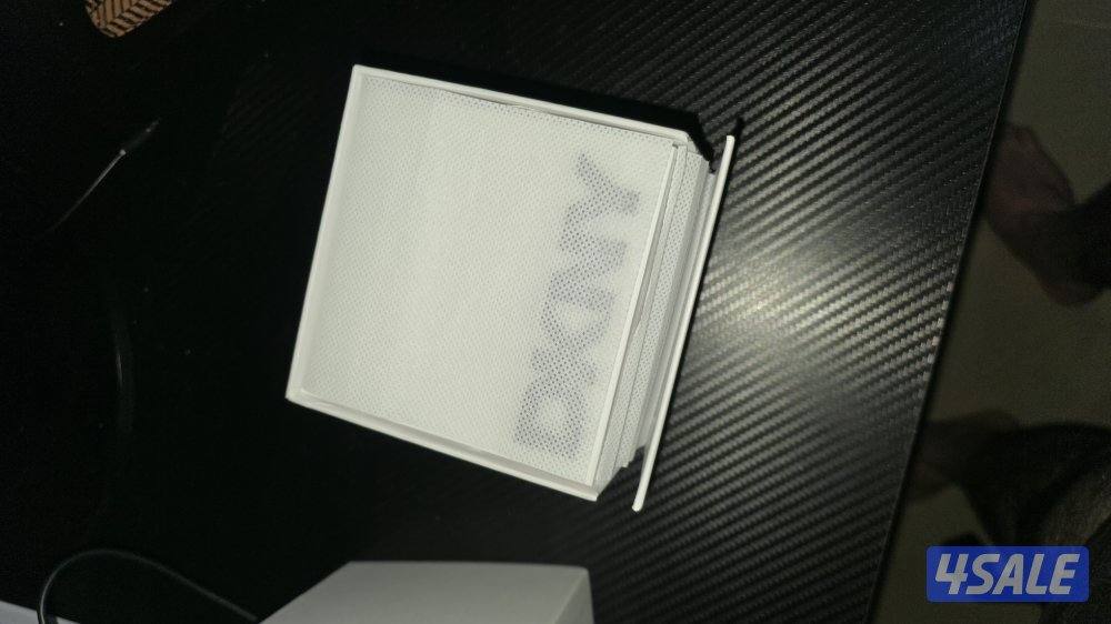 ساعة DKNY أصلية شبه جديدة – استخدام خفيف – مع العلبة3