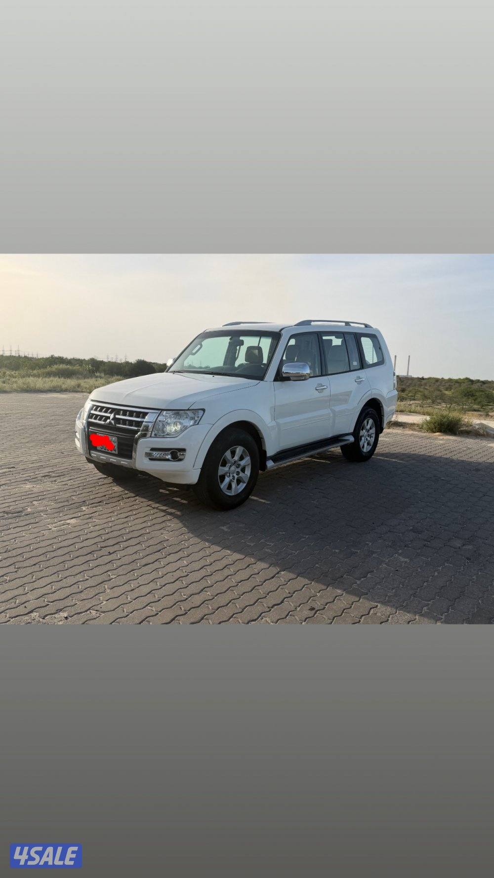 للبيع باجيرو 2020 صبغ الوكاله عداد 100 الف بحاله نادره0