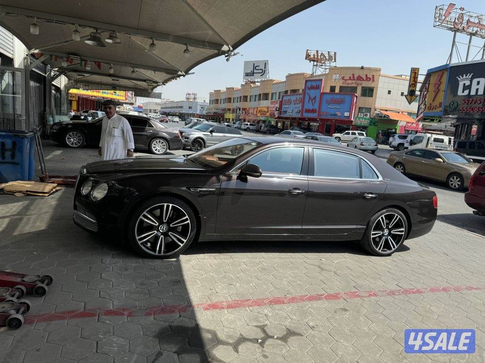 للبيع او للبدل بنتلي 2014 صبغ الوكاله حالة الوكالة 78000 كيلو1