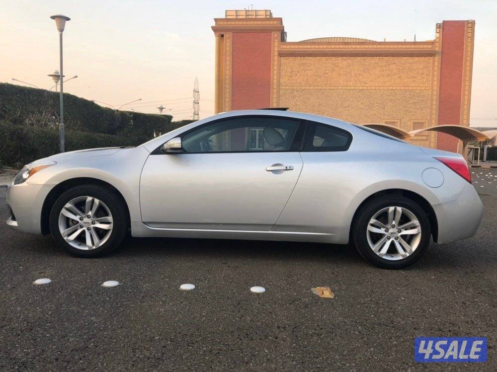 Altima full option verry clean perfect for daily use very good AC also5