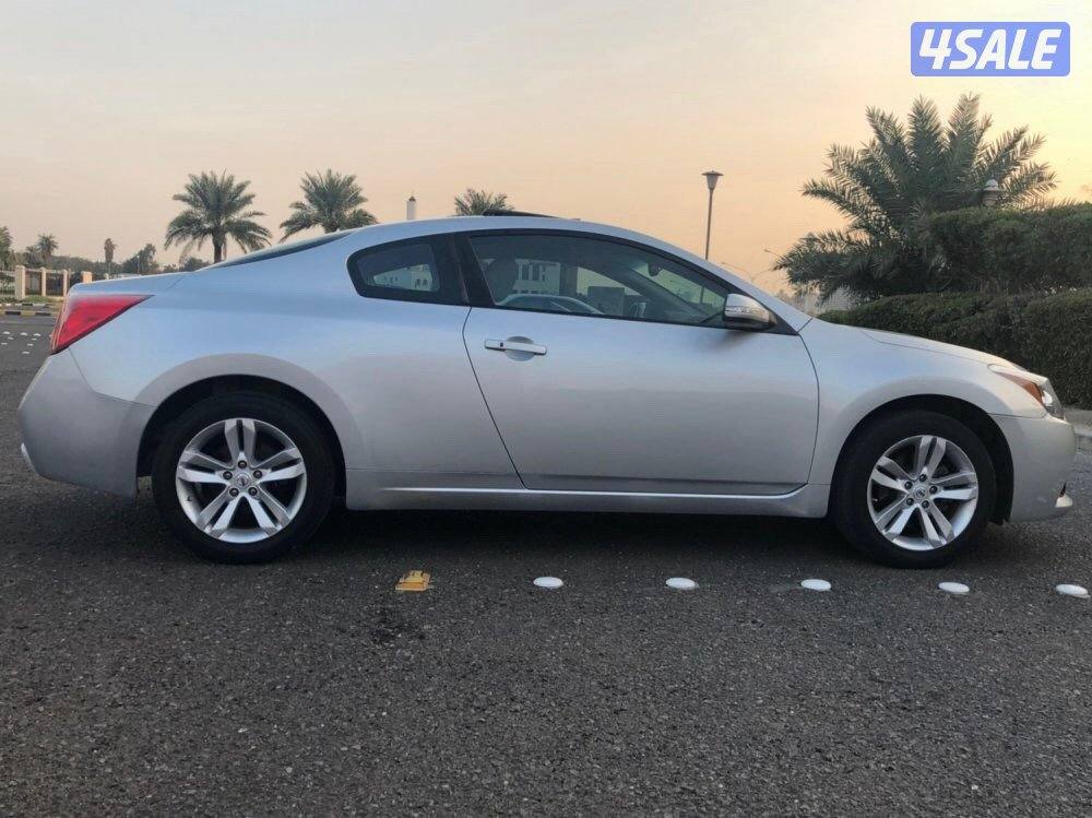 Altima full option verry clean perfect for daily use very good AC also6