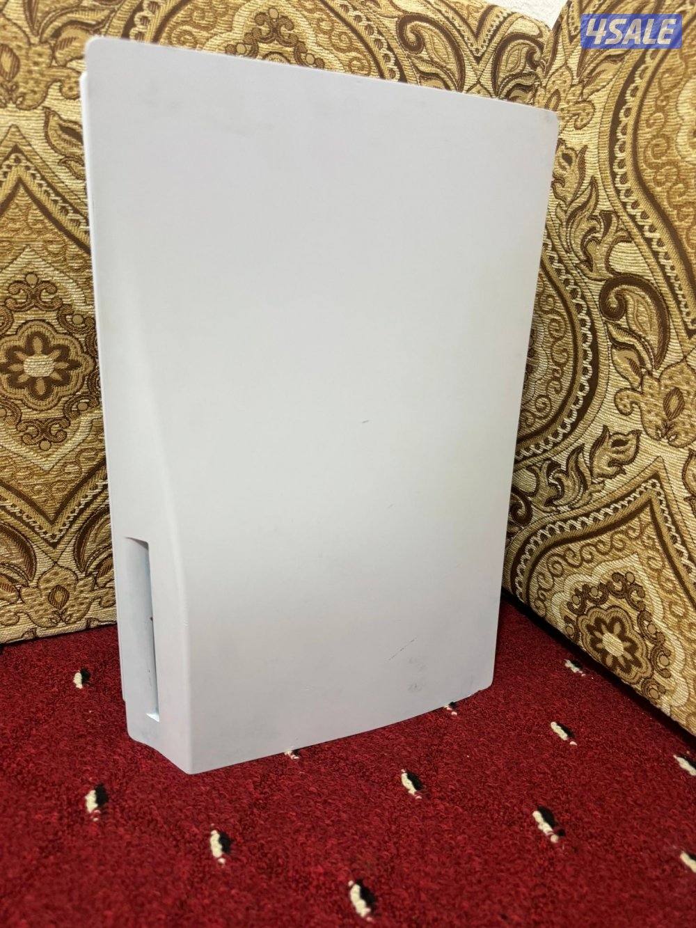 للبيع سوني 5 العادي سي دي ( اقراء الوصف ) ….0