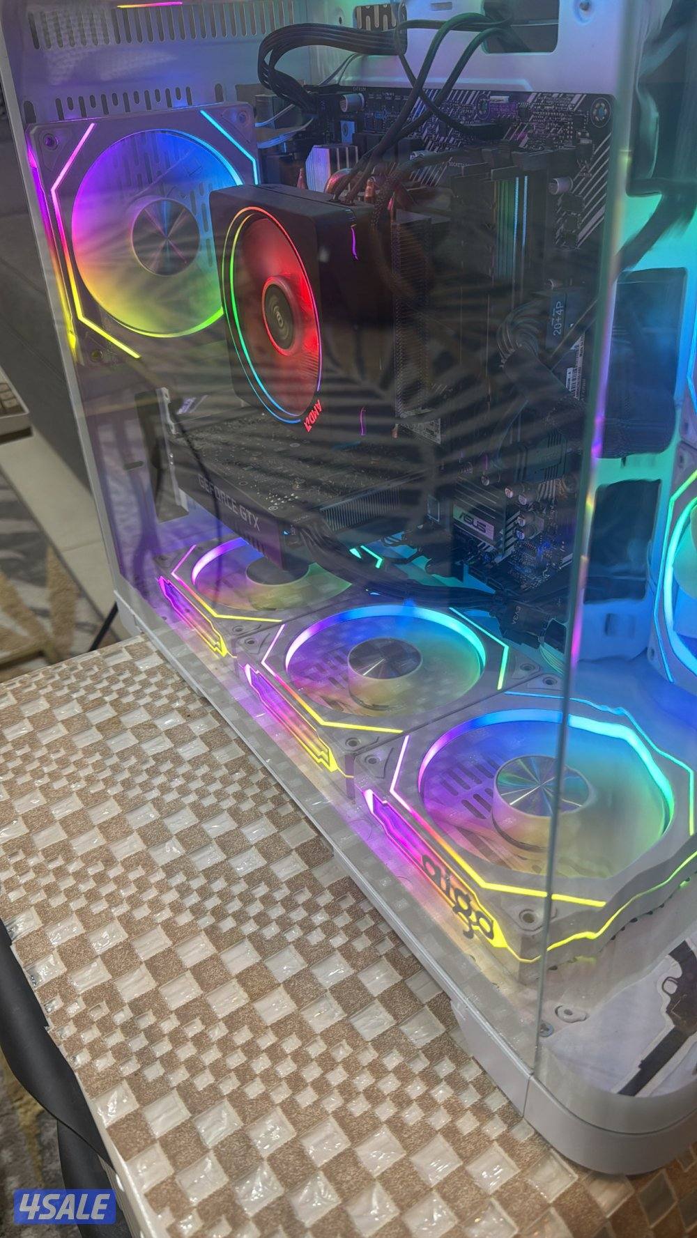 سلام عليكم للبيع PC قابل للمساومه PC مكلفني واجد الكياس يديد5