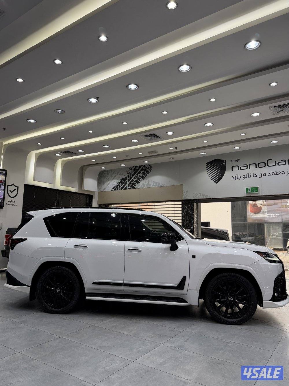 لكزس LX600 F-SPORT2