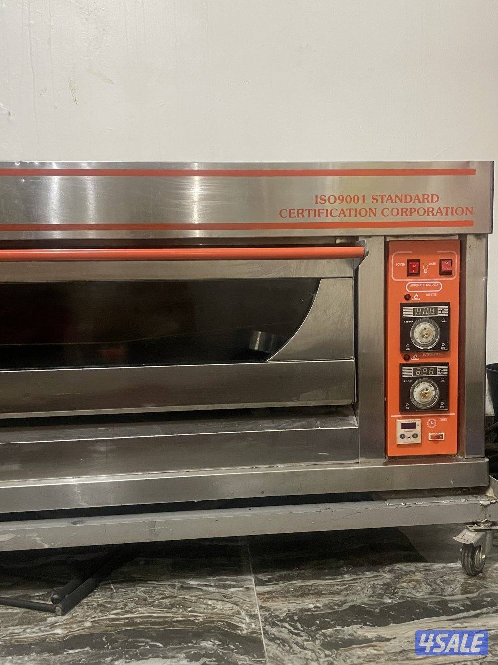 فرن استعمال شهر باقي الموصفات واتساب  سعره300 والصامل يبشر بالخير1