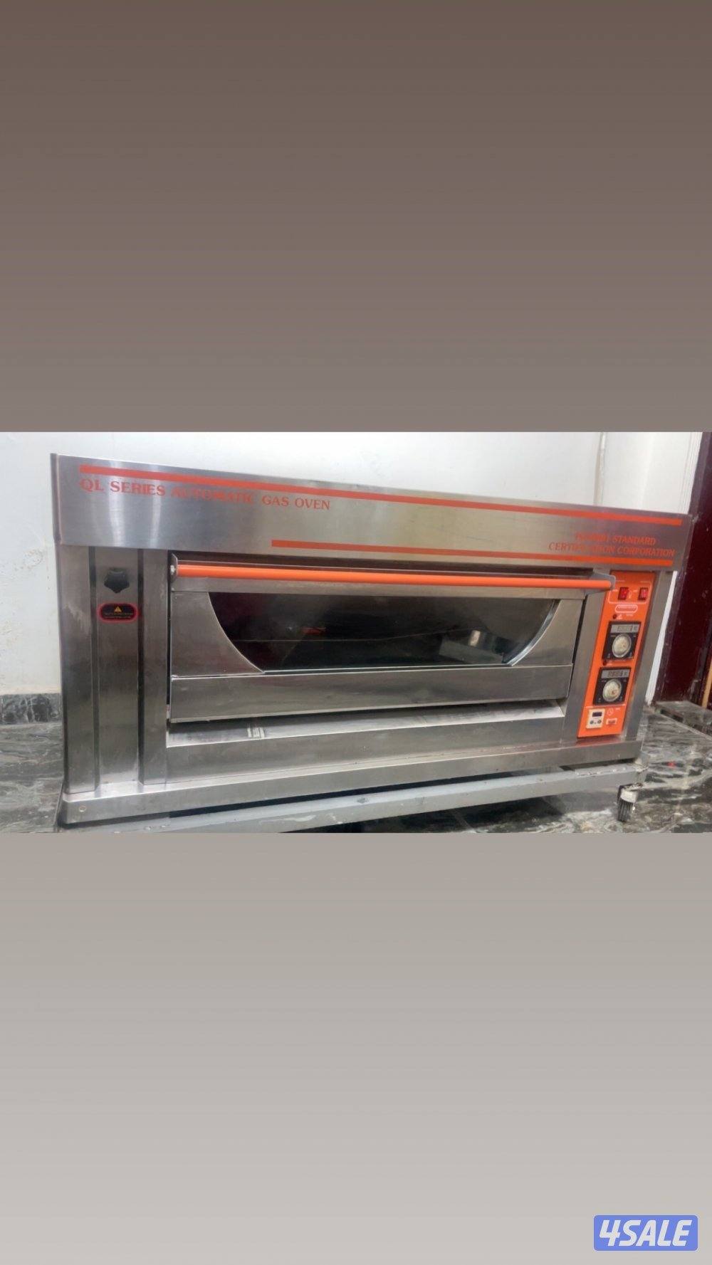 فرن استعمال شهر باقي الموصفات واتساب  سعره300 والصامل يبشر بالخير2