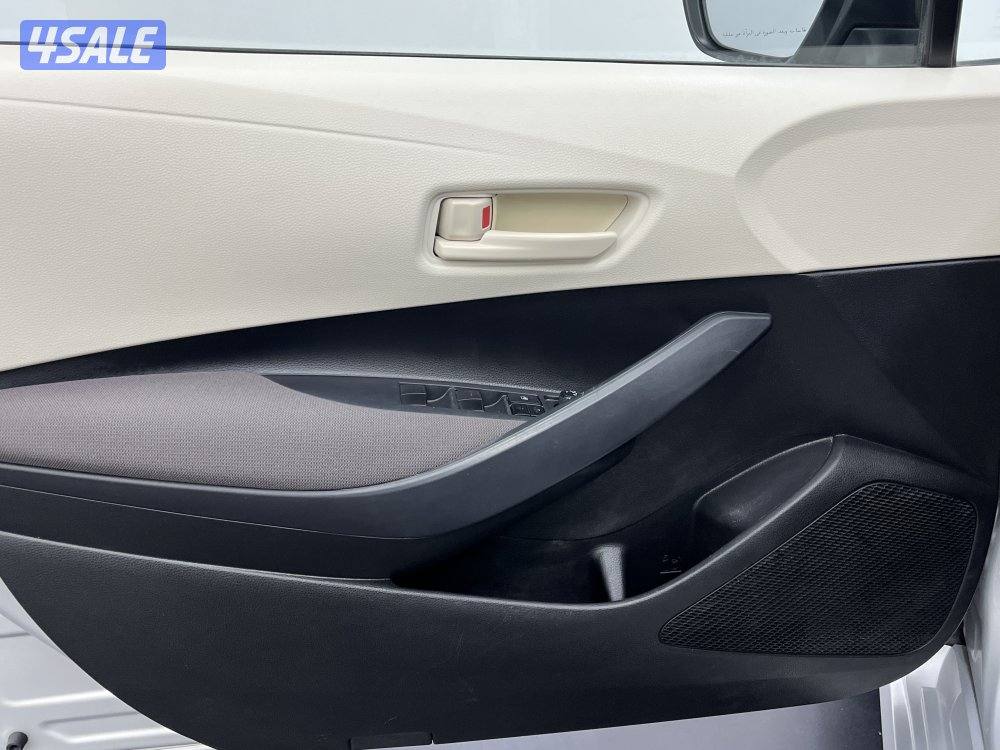 TOYOTA COROLLA 1.6L XLI STD OPTION10