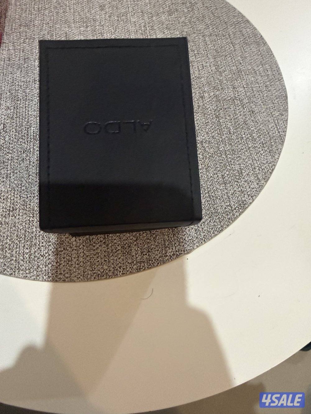 سلام وعليكم للبيع ساعهALDO نضيفه او مافيها ولا شي1