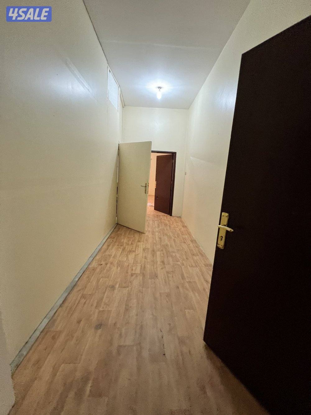 للإيجار بالنعيم قطعه 4 ( بيت حكومي كامل )9