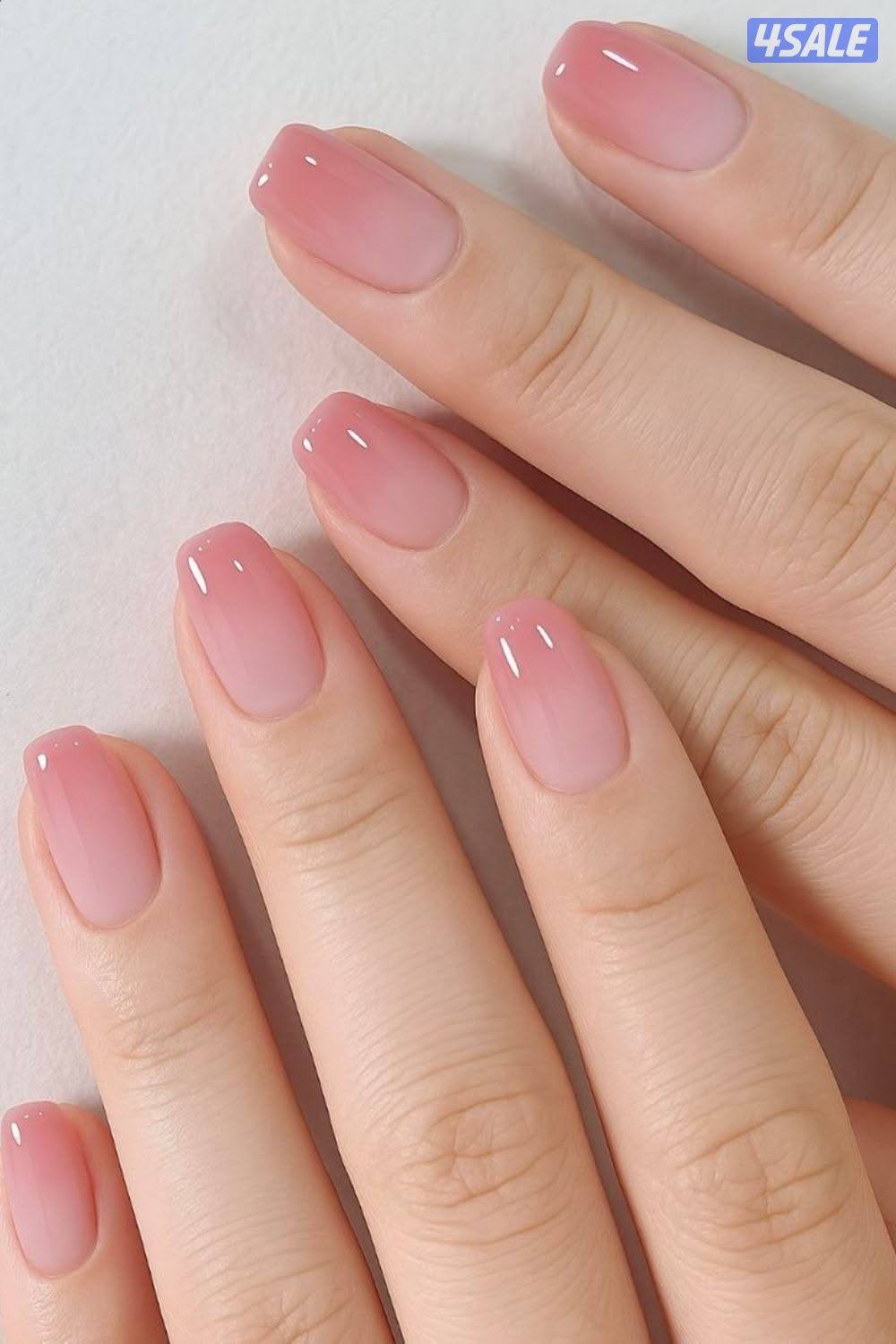 مطلوب موظفه بديكير ومنكير Nail Care0