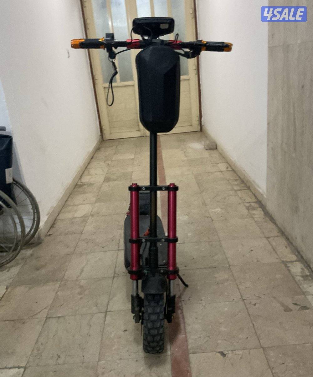 سكوتر محركين مع بوس للبيع او البدل مع كوقو شوف الوصف1