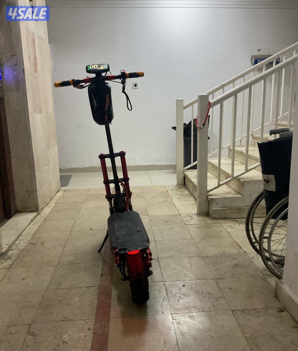 سكوتر محركين مع بوس للبيع او البدل مع كوقو شوف الوصف3