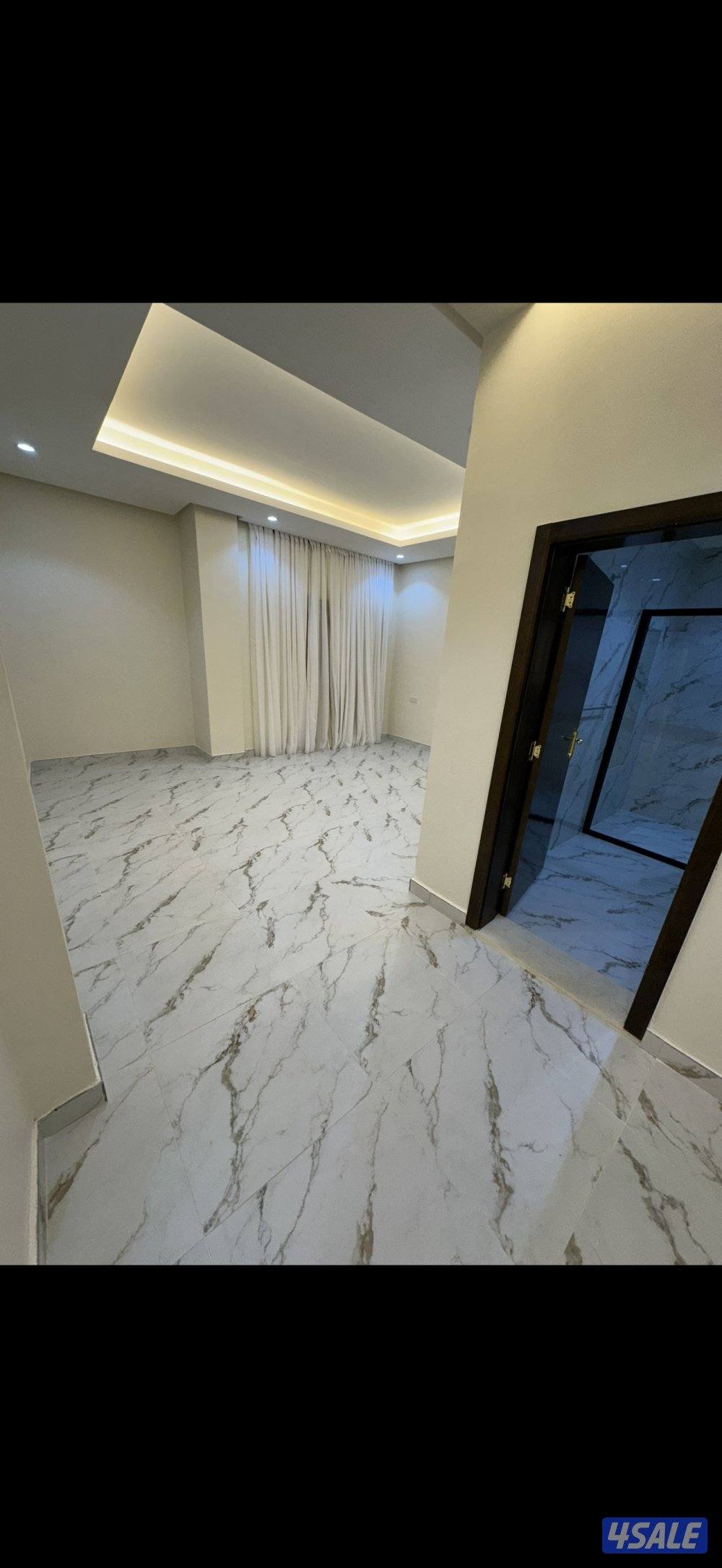 شقه سوبر دولكس من المالك مباشره دور اول 3 غرف وصاله و3 حمام ومطبخ8