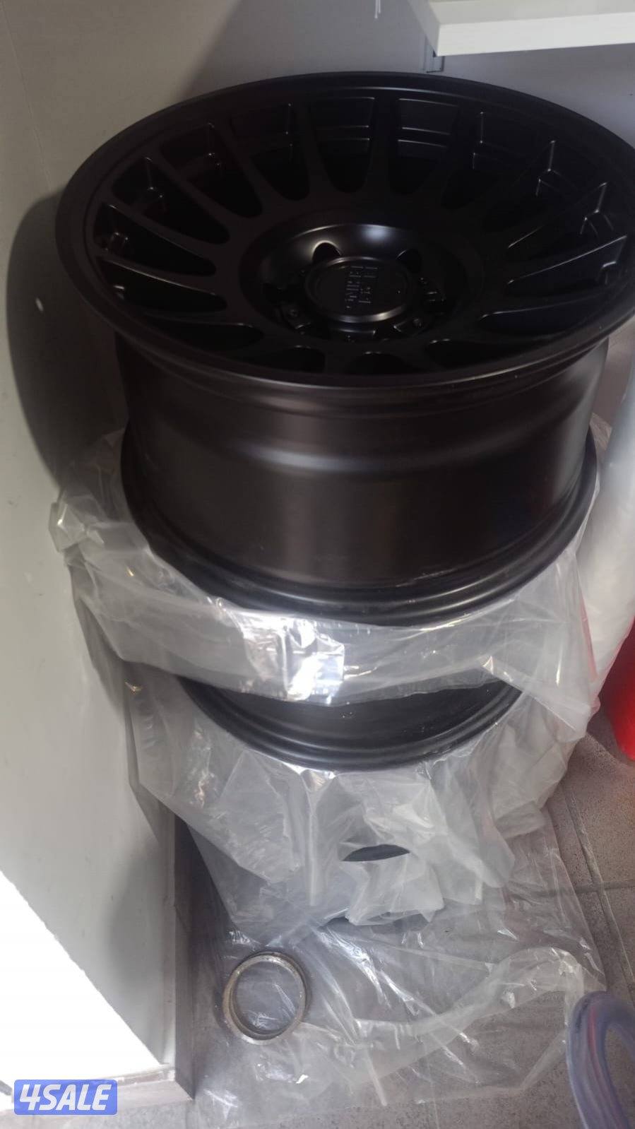 ونقات بلاك رانو Black Rhino اسود مطفي ربع لمعه جدد3