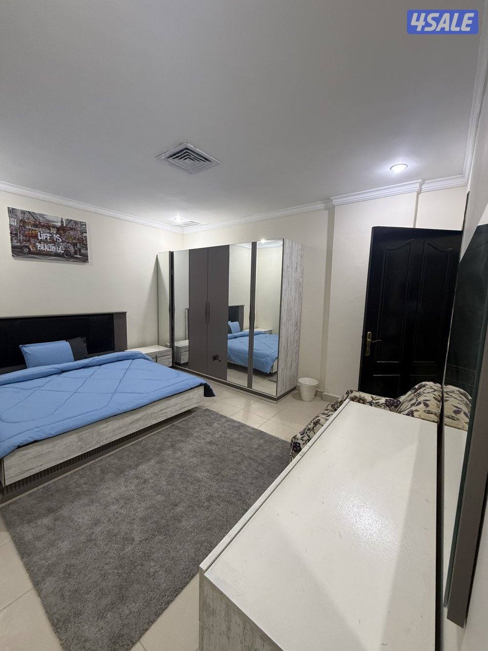 عيش الأجواء الصح على البحر للتأجير السنوي4