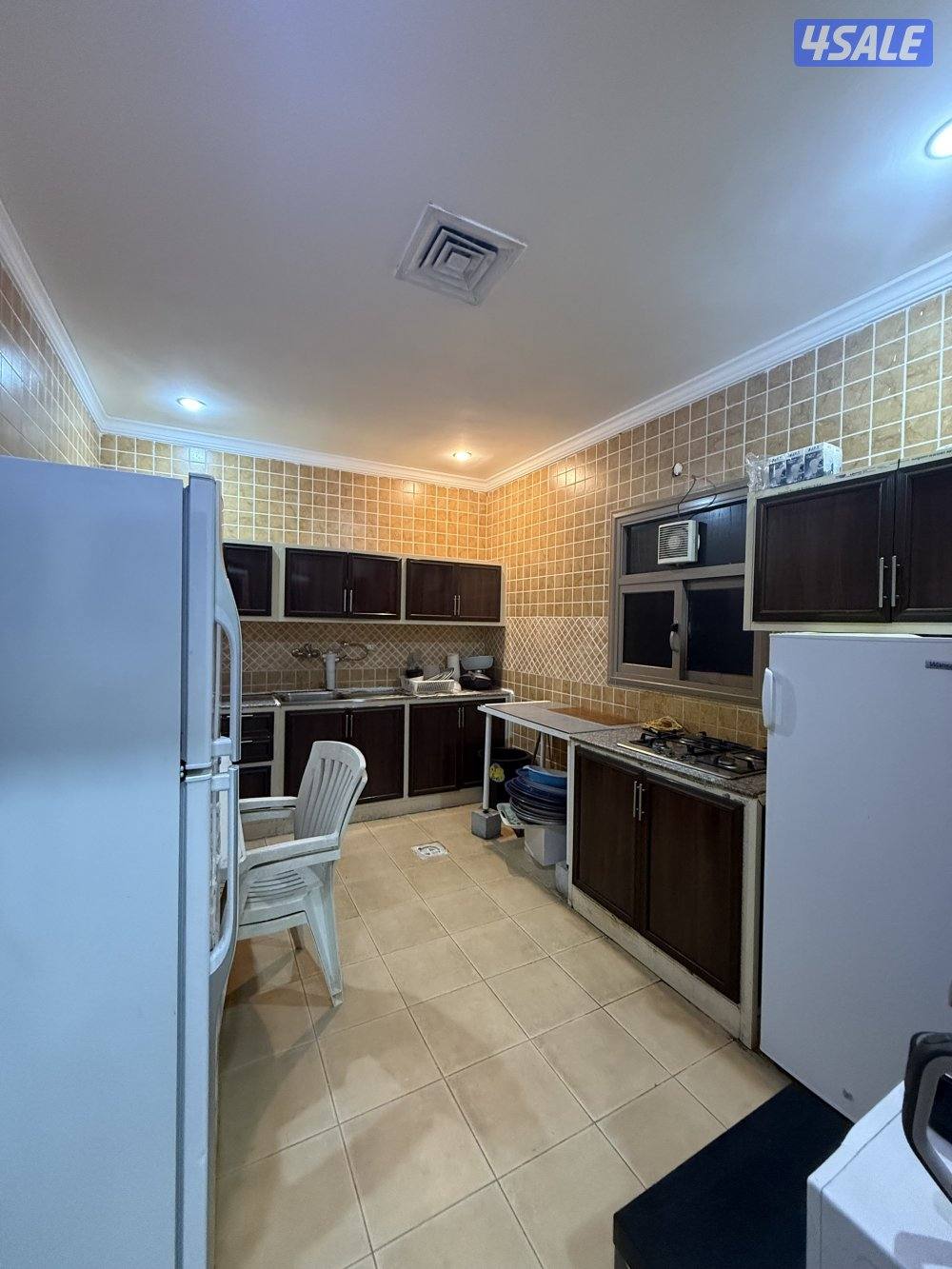 عيش الأجواء الصح على البحر للتأجير السنوي7