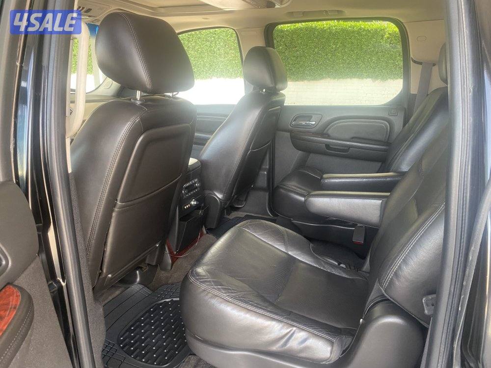 كاديلاك اسكاليد اكس الـ موديل 2011 ماشي 191 فل اوبشن شرط للفحص بحاله م10