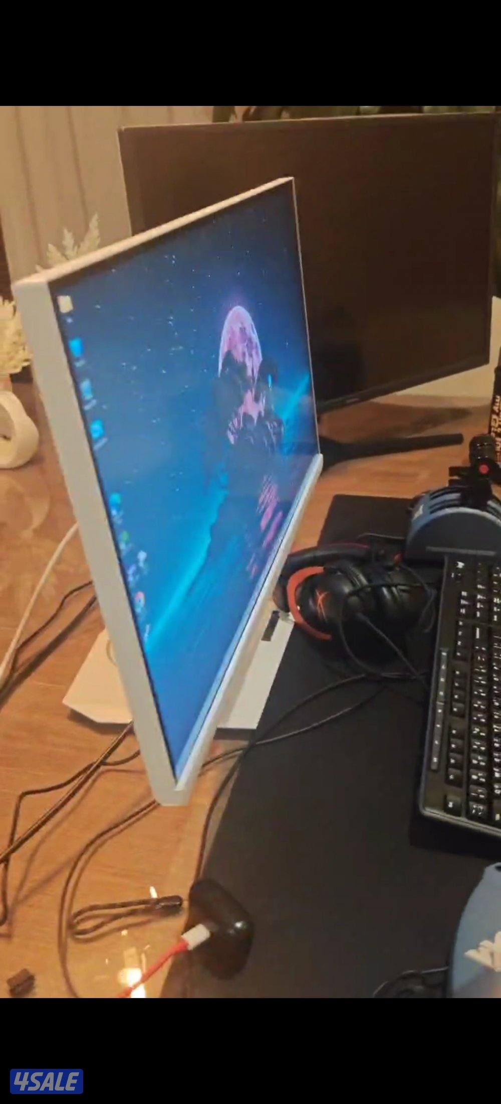 ASUS ROG Strix 27” 4K Gaming Monitor (160Hz / 320Hz Dual Mode)1