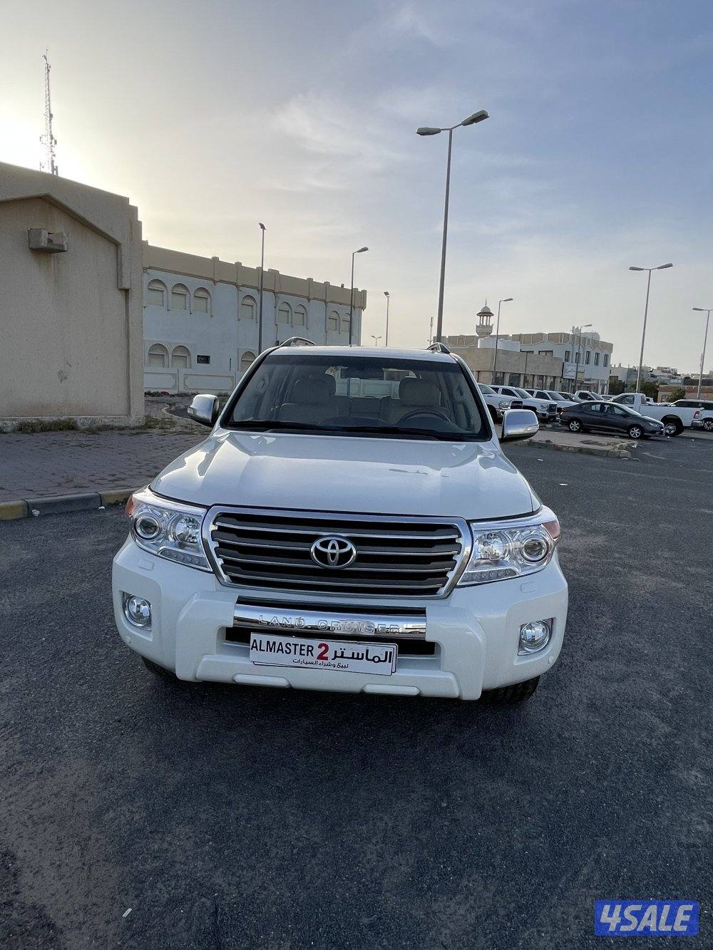 لاند كروزرVXR الساير موديل 20130