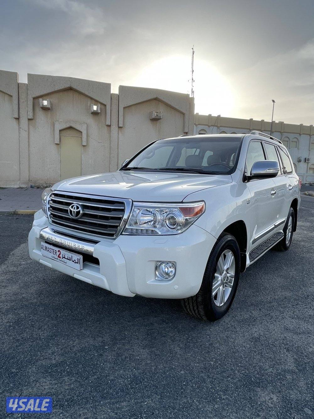 لاند كروزرVXR الساير موديل 20132