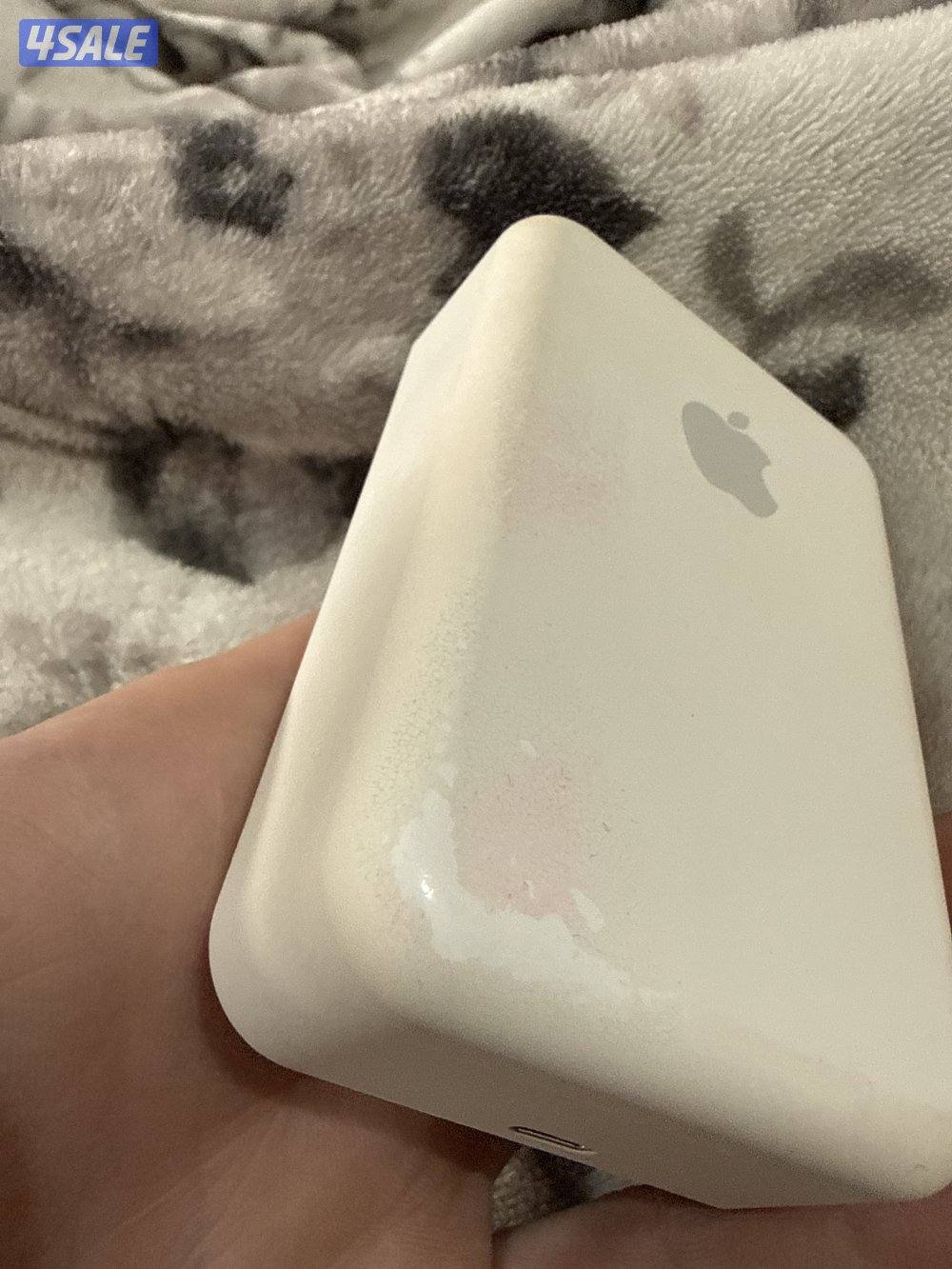 Apple magsafe power bank1