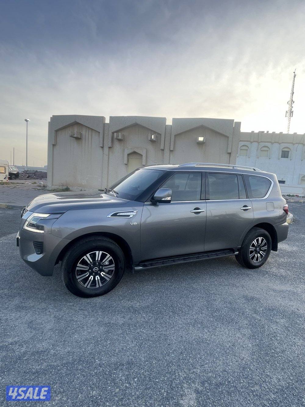 باترول LE موديل 2023 صبغ الوكاله عداد 88 الف4