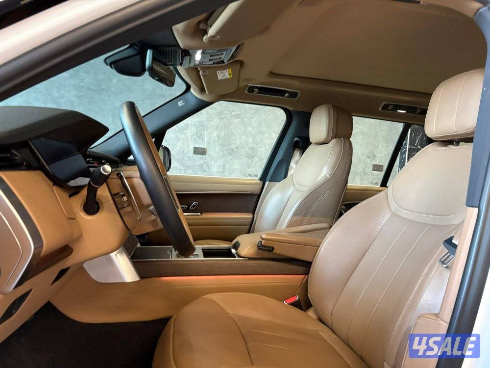 رنج روفر HSE V82