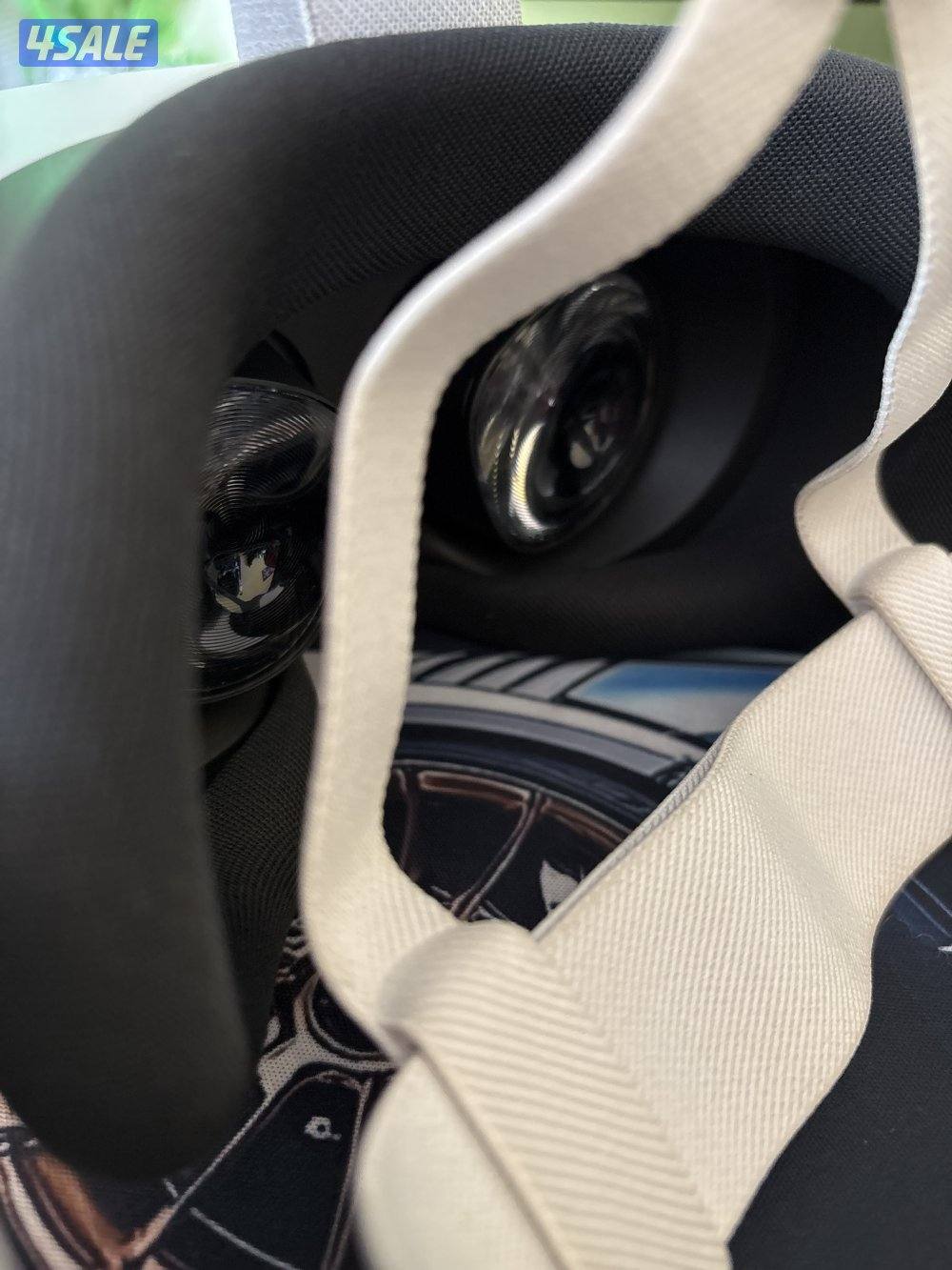 Meta quest 3s used 256 gb only in Kuwait with accessories7