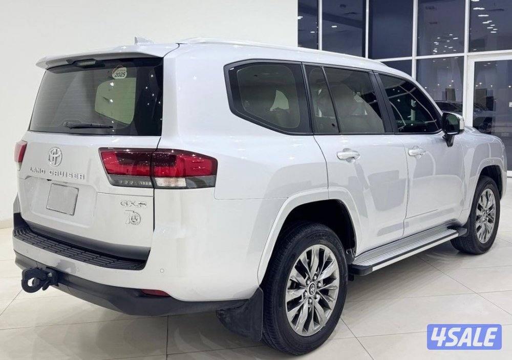 للبيع تويوتا لاندكروس GXR 4K بدون تيربو موديل 20253
